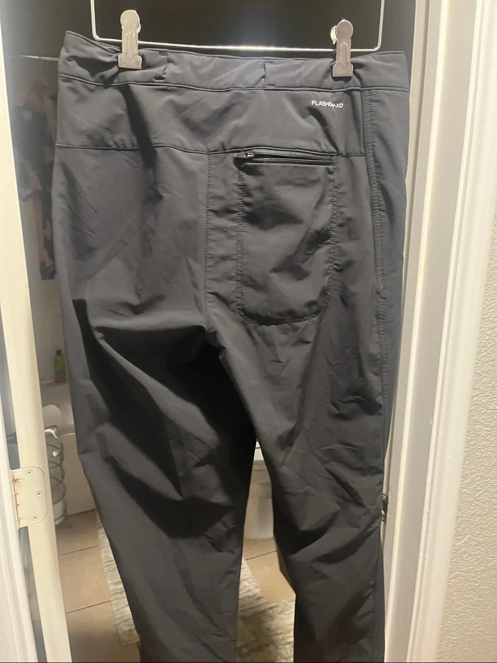 2 pr The North Face Men's Black Active Jogger Pants Khaki/Black